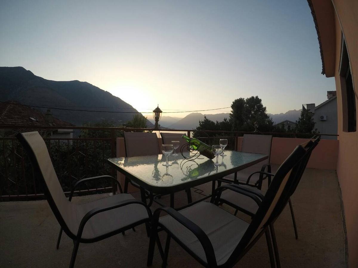 Apartments Vido Kotor Exterior photo